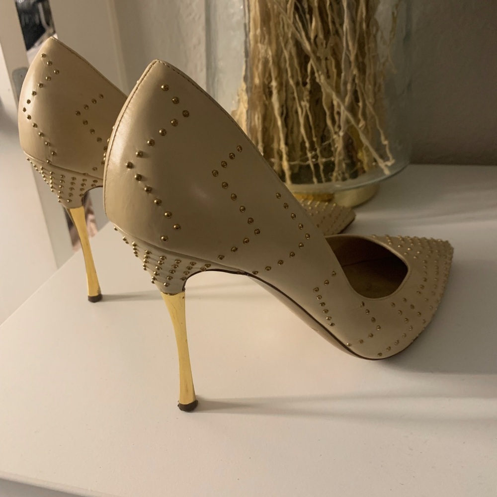 Nicholas Kirkwood Pumps!